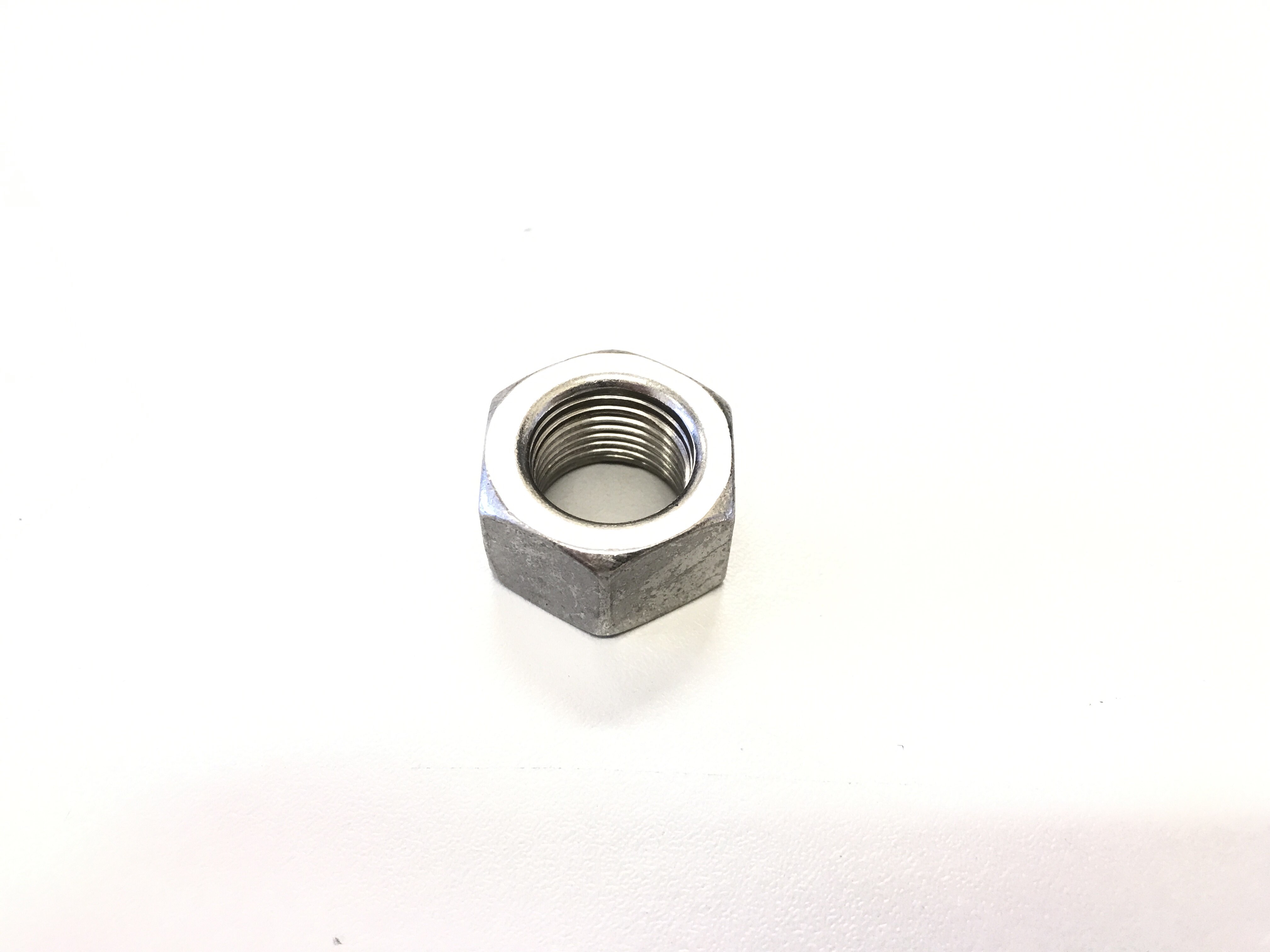 Гайка шпильки крепления трансмиссии, PCM 95604020