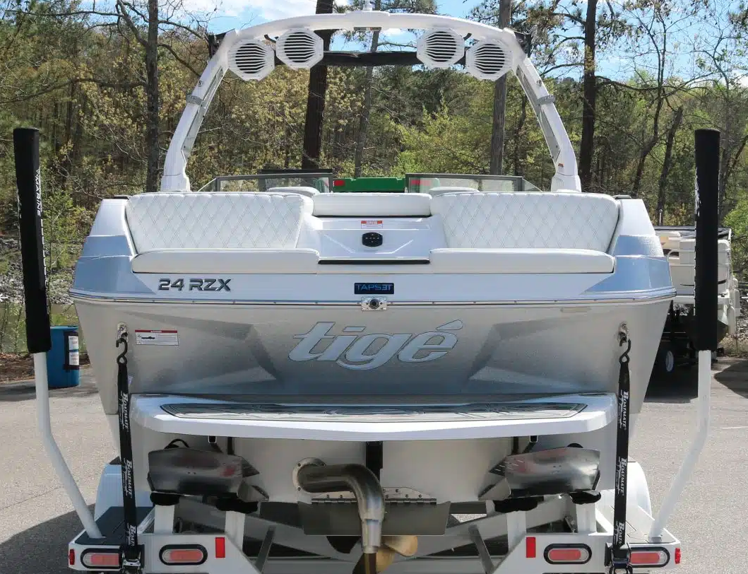 Логотип бортовой/кормовой TIGE большой