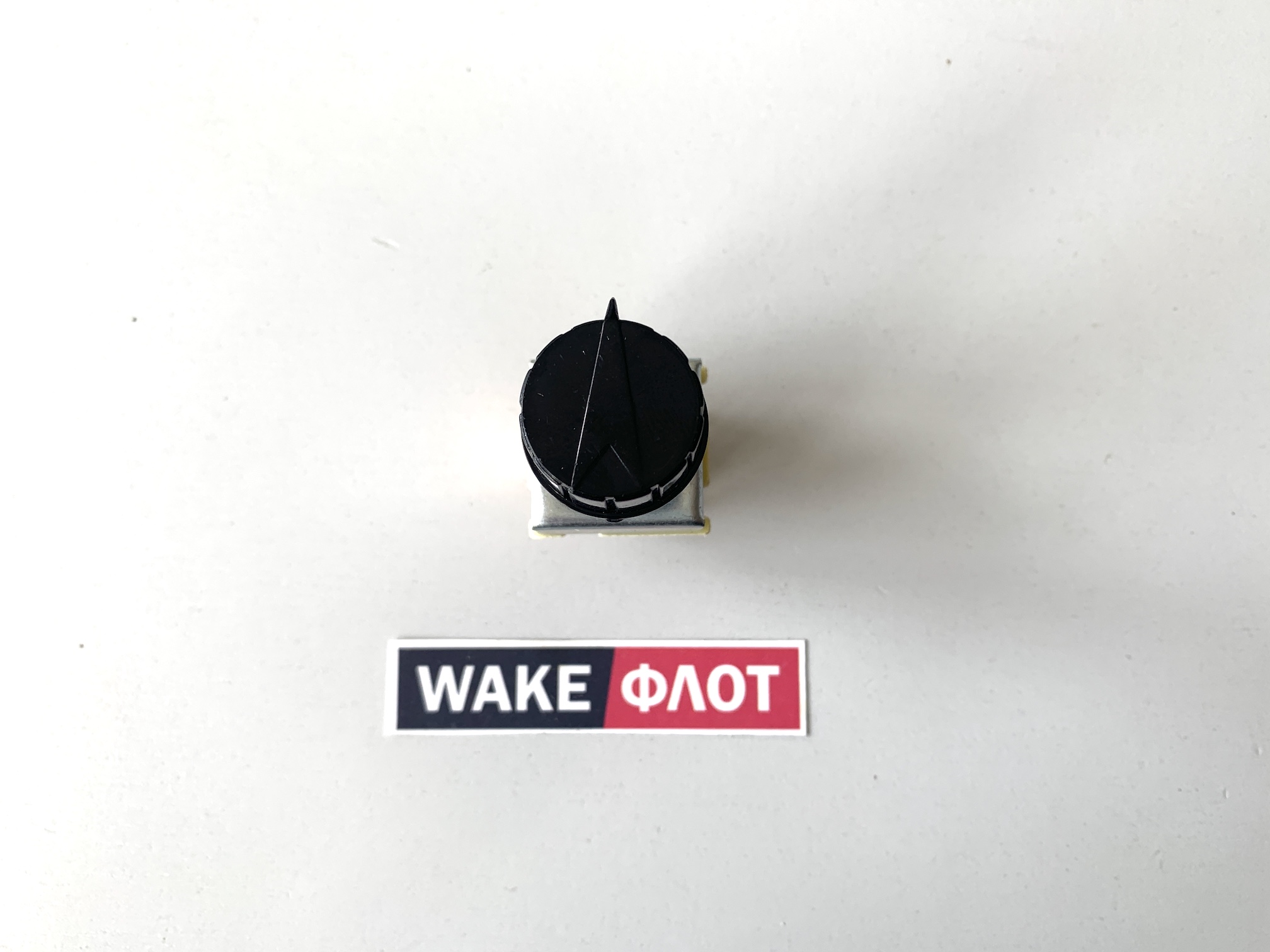 Переключатель отопителя салона