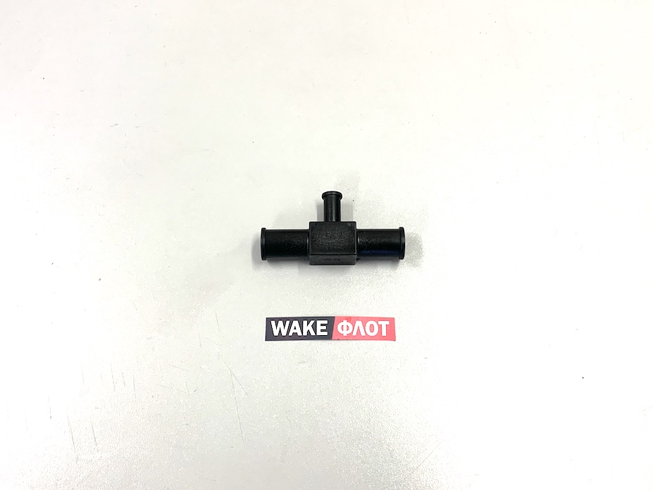 Фитинг двигателя 5/8 х 5/8 х 3/8 INDMAR 601044