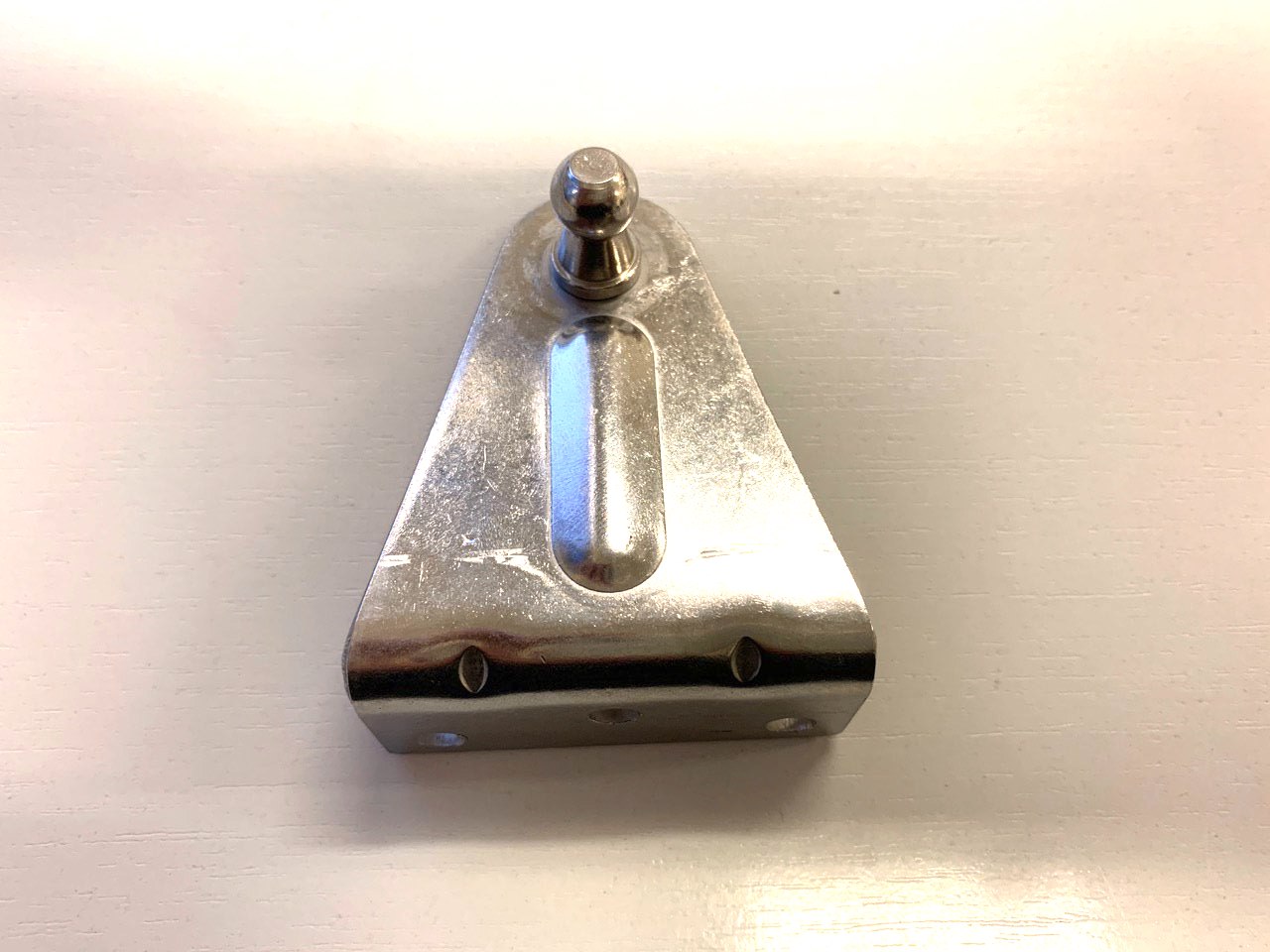 Крепление судового амортизатора увеличенное