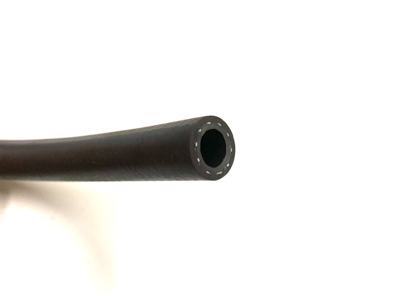 Шланг топливный 3/8 50 psi (цена за 1 м.)