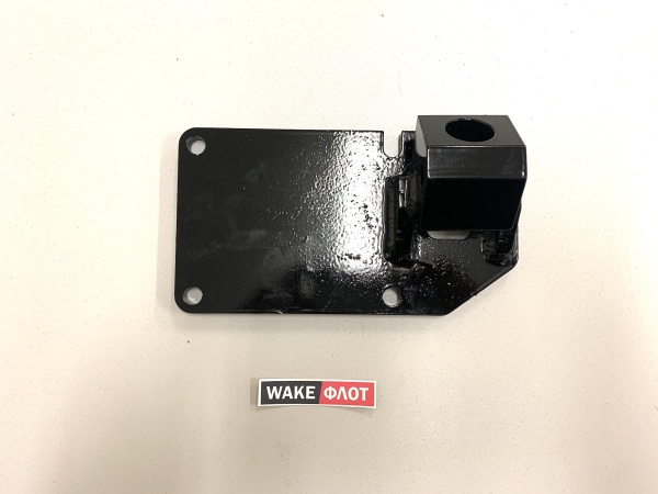 Крепление двигателя, GM 5.3L - 6.2L DI, PCM, правый борт PCM R090416