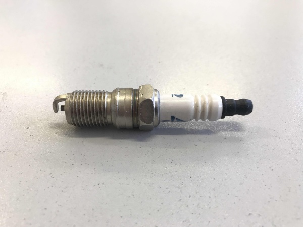 ACDelco MR43LTS Свеча зажигания, 2.5L - 8.2L 0.044" DENDO T20TT NGK ITR4A15