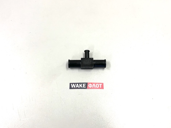 Фитинг двигателя 5/8 х 5/8 х 3/8 INDMAR 601044