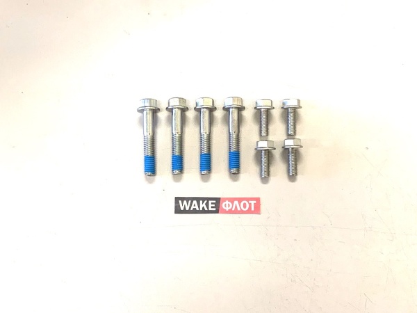 Набор болтов циркуляционной помпы 7.4L