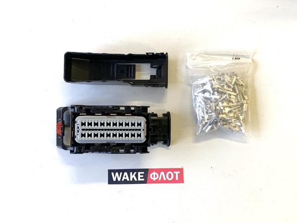 Разъем для модуля управления двигателем MEFI